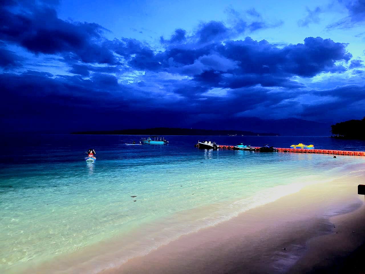 Beach picture with boats